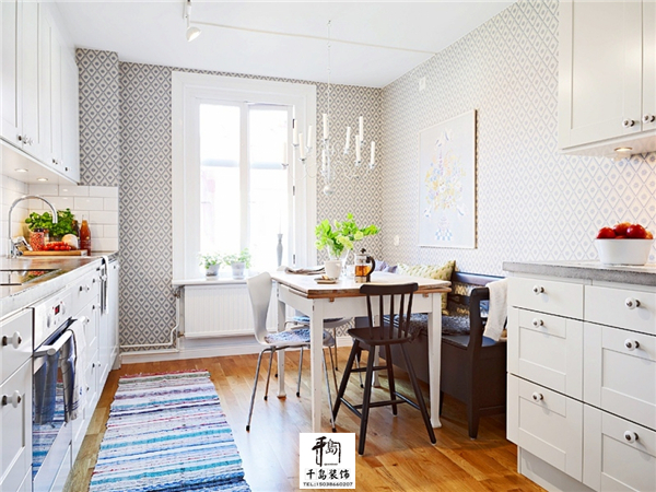 餐桌變形記，小餐廳范出格調(diào)