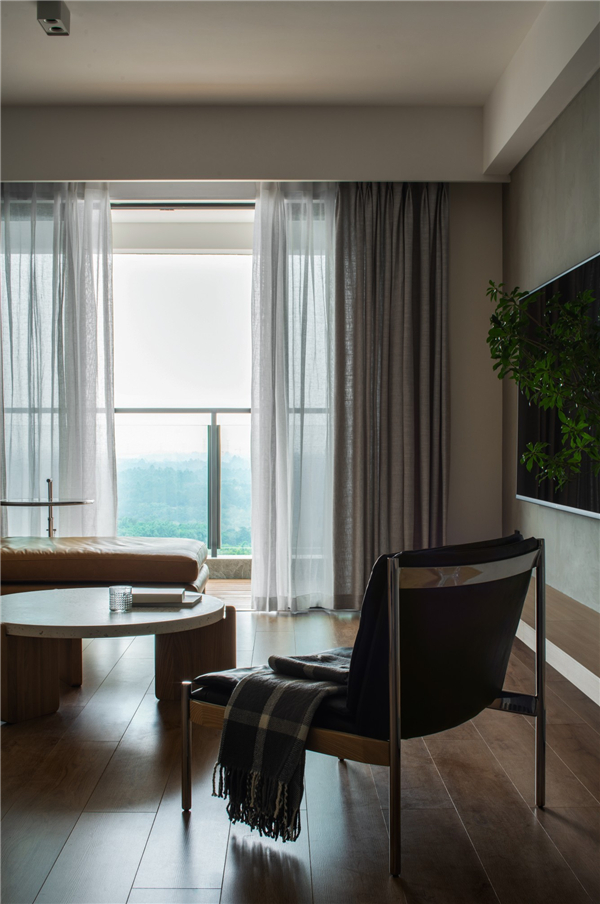 極簡風(fēng)陽臺(tái)裝修效果圖